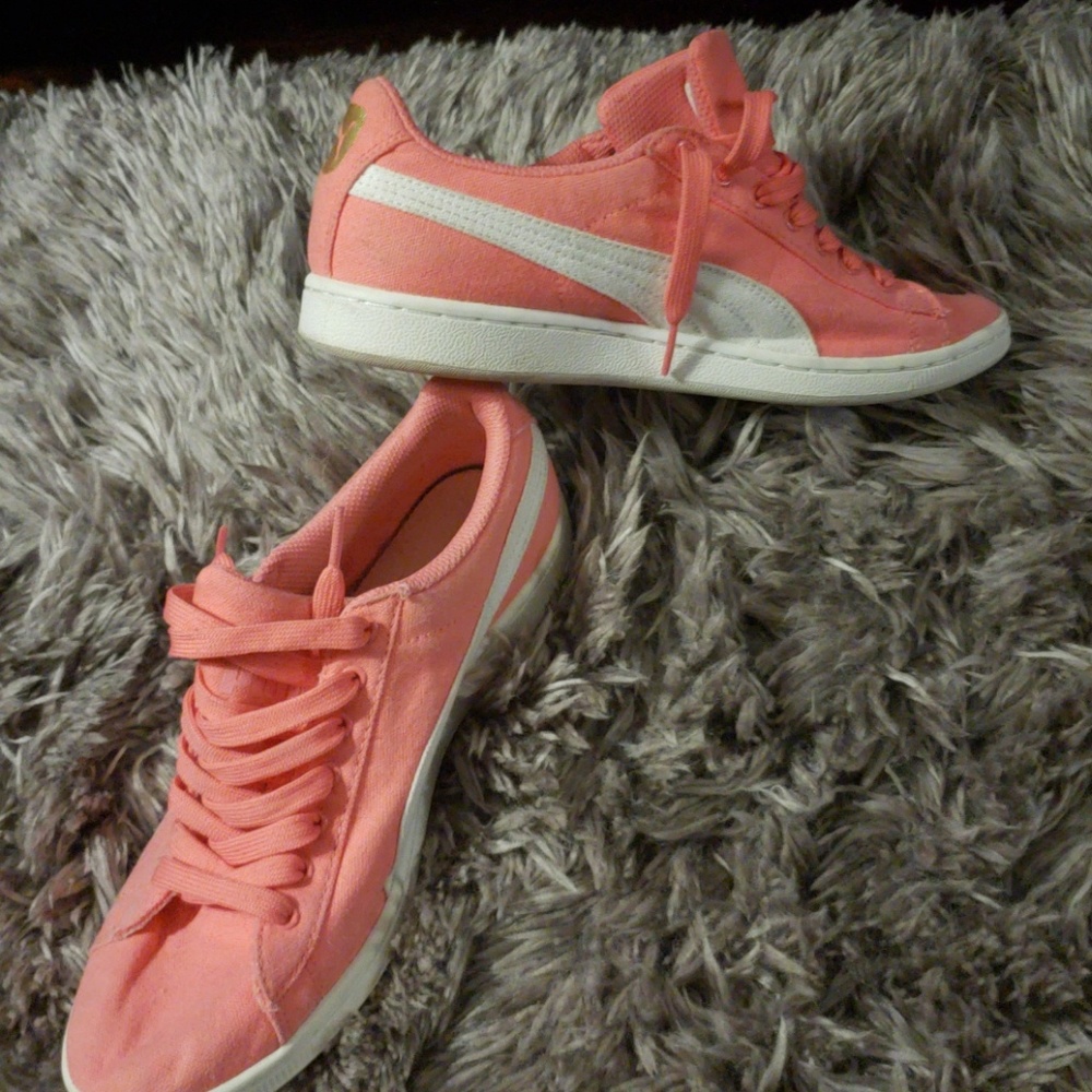 Puma sneakers